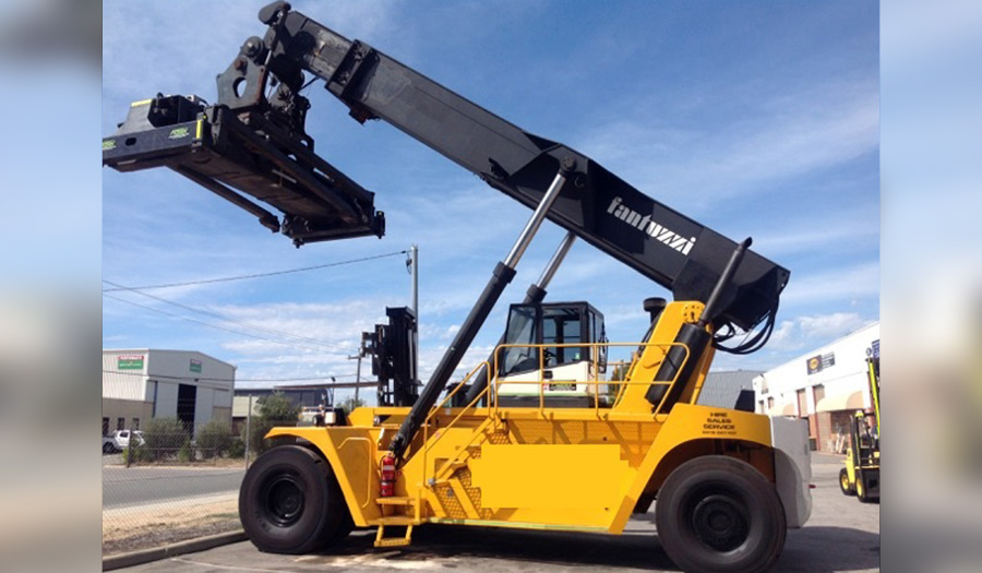 Reach Stacker ศรีราชา